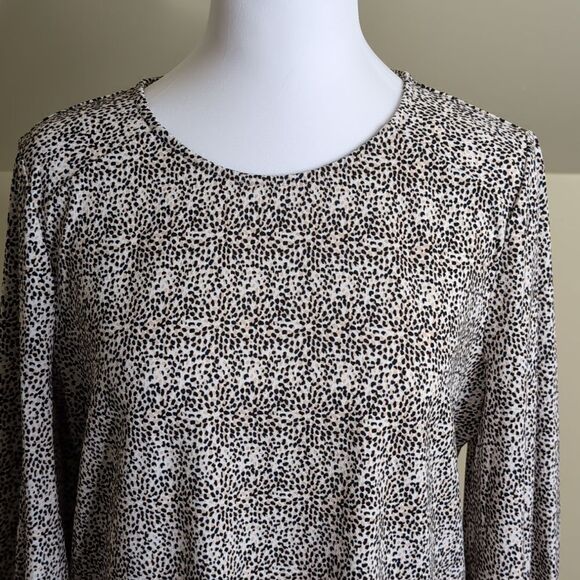 Adrianna Papell Medium Ladies Knit Crepe Blouse, NEW - Picture 2 of 10